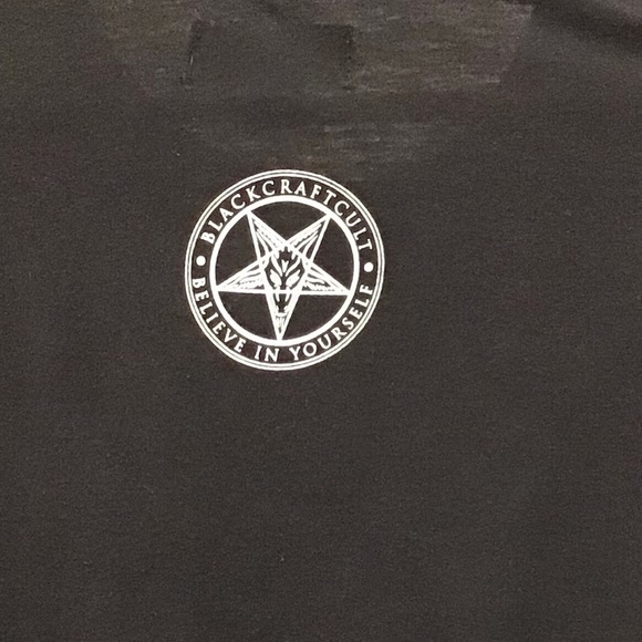 Hot Topic Small BlackCraft Top Skull Hook & Eye Closure Tattoo Women’s Shirt - Picture 7 of 9